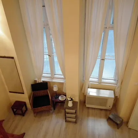 Nyilas Misi Viola * Budapest