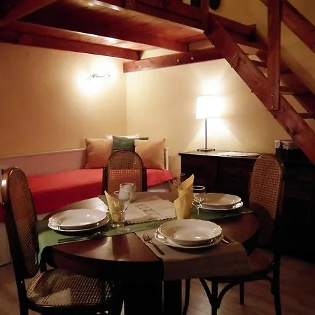 Apartman Nyilas Misi Viola